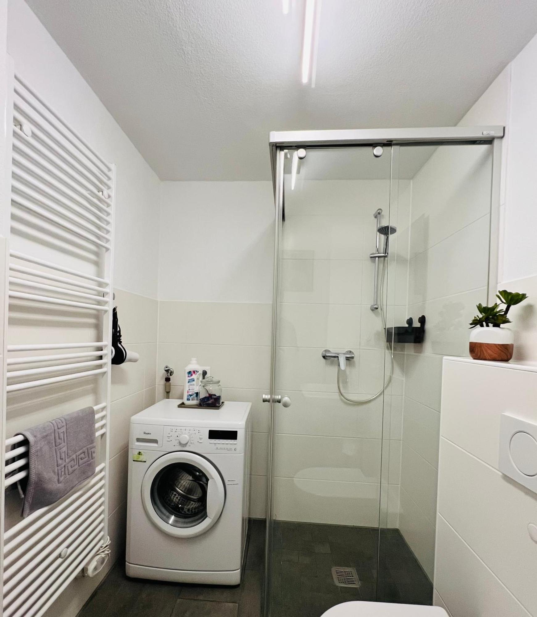 Stylish Apartment Naehe Hbf-Tiefgarage-Lift Hannover Exterior foto
