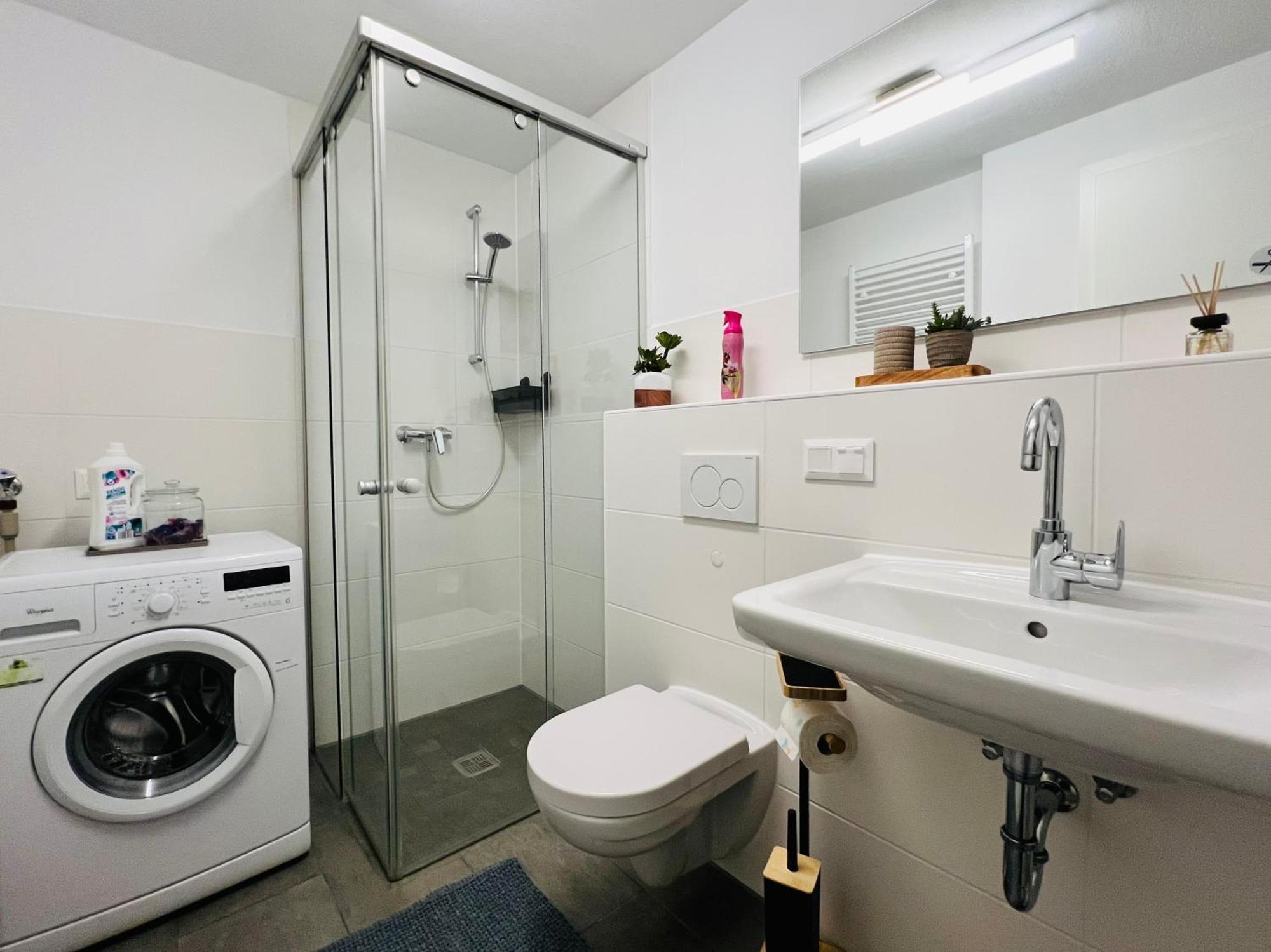 Stylish Apartment Naehe Hbf-Tiefgarage-Lift Hannover Exterior foto